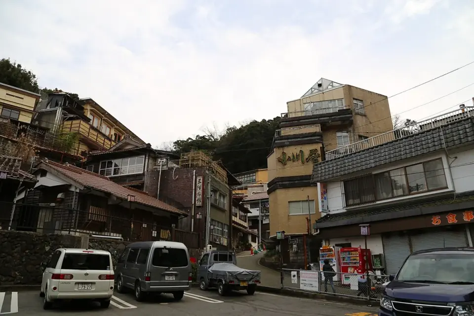 江津市の有福温泉の温泉街