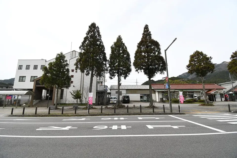 智頭駅の駅舎