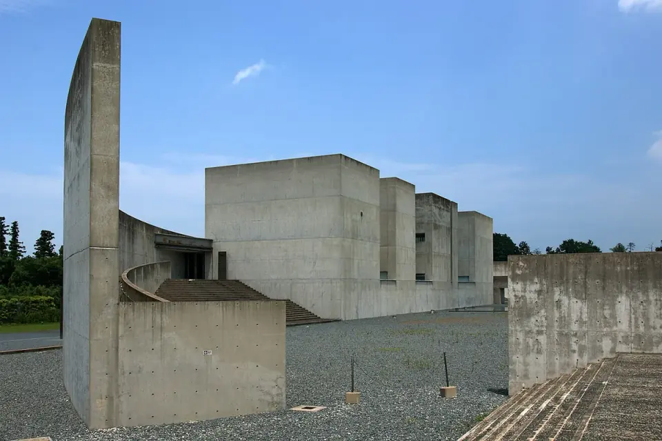 植田正治写真美術館の建物